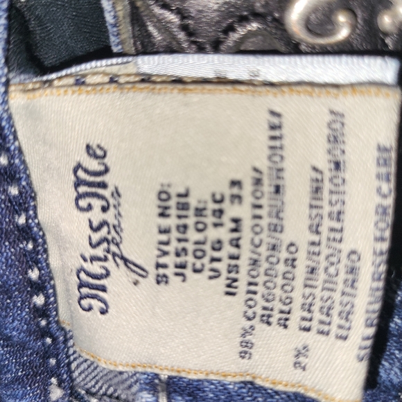 Miss Me bling jeans 28×33 - Picture 8 of 10